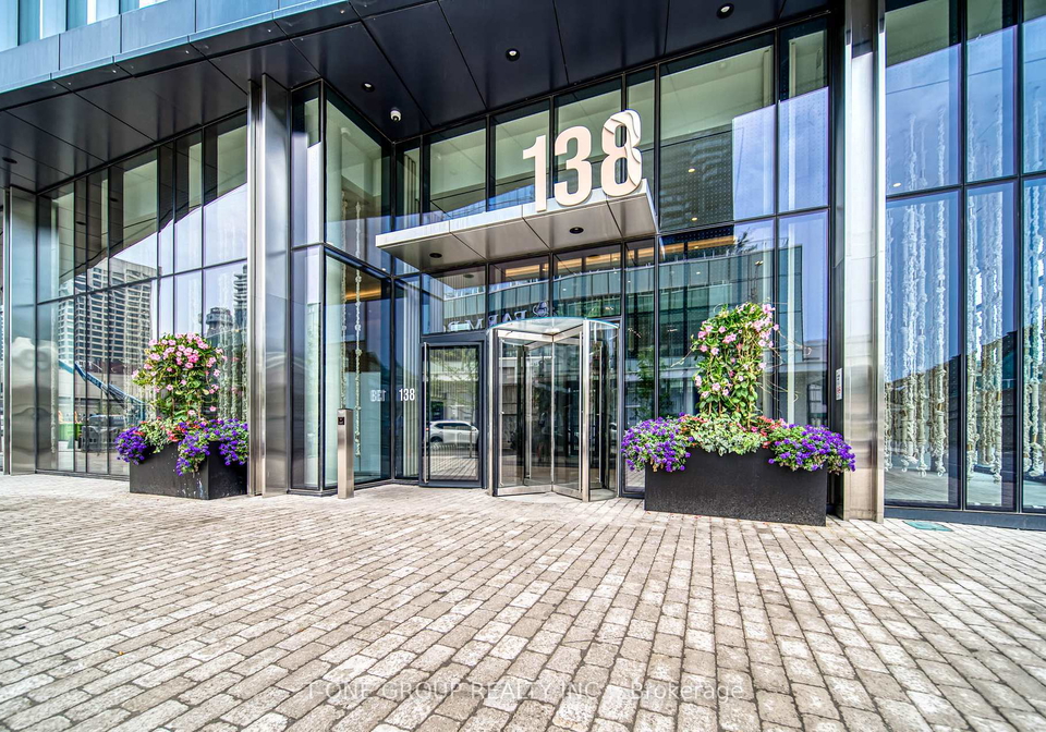 138-downes-street-toronto-ontario-c13470290