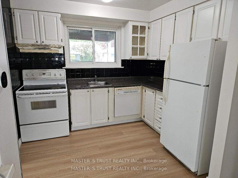 69-grove-park-crescent-north-york-ontario-c13470402