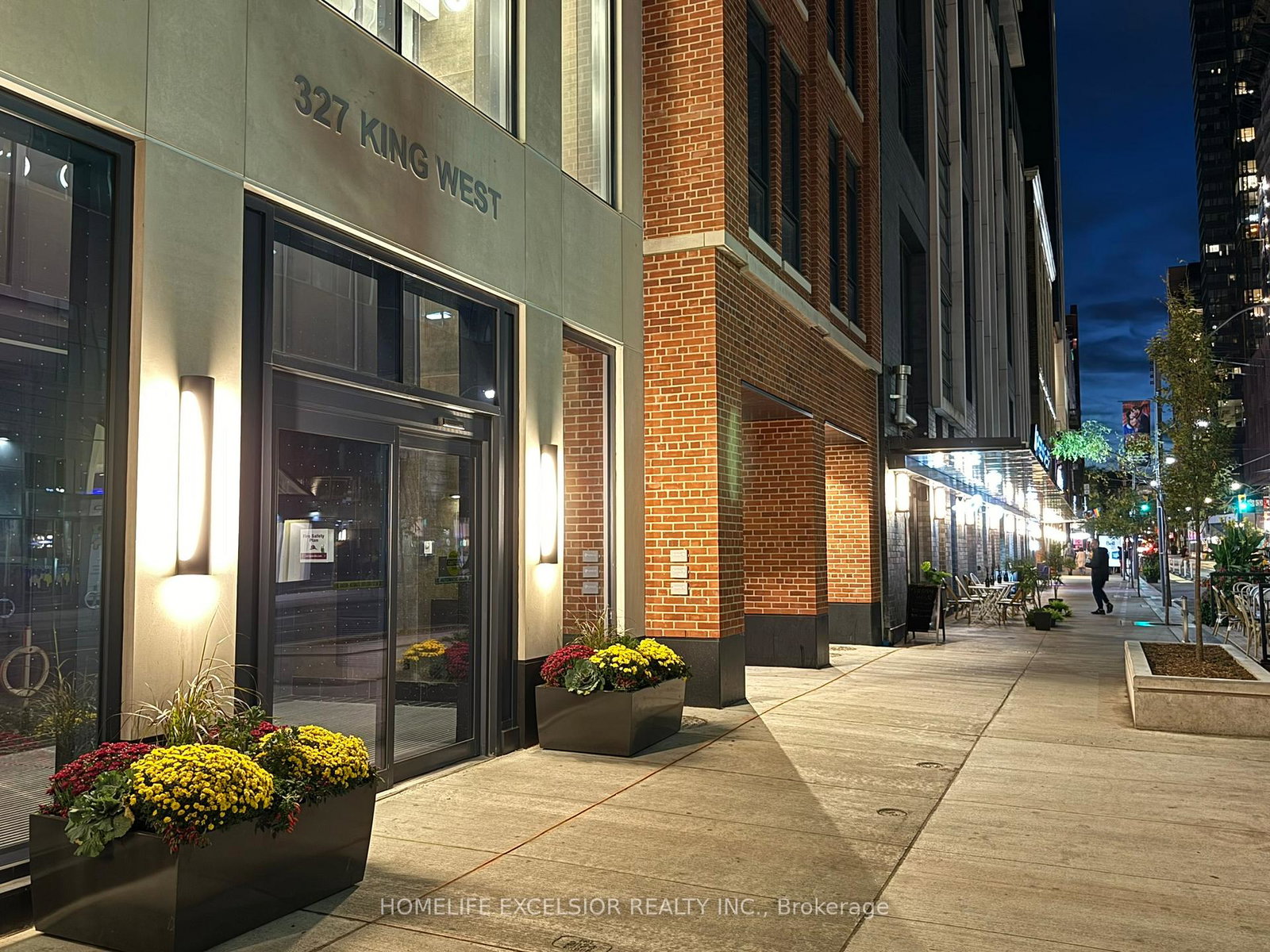 327-king-street-w-toronto-ontario-c13470428