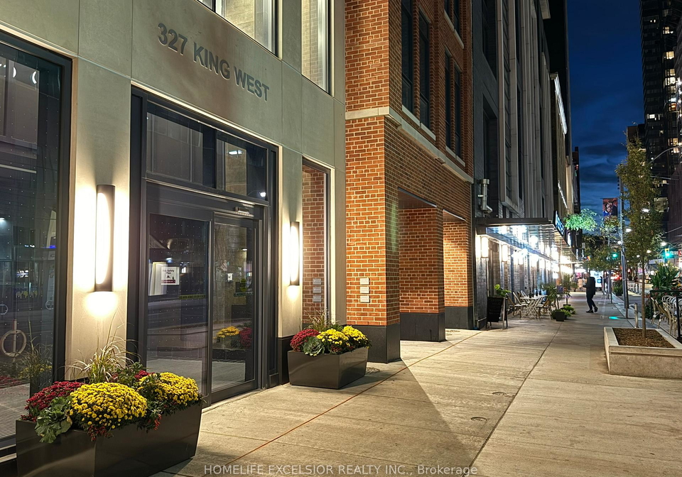 327-king-street-w-toronto-ontario-c13470428