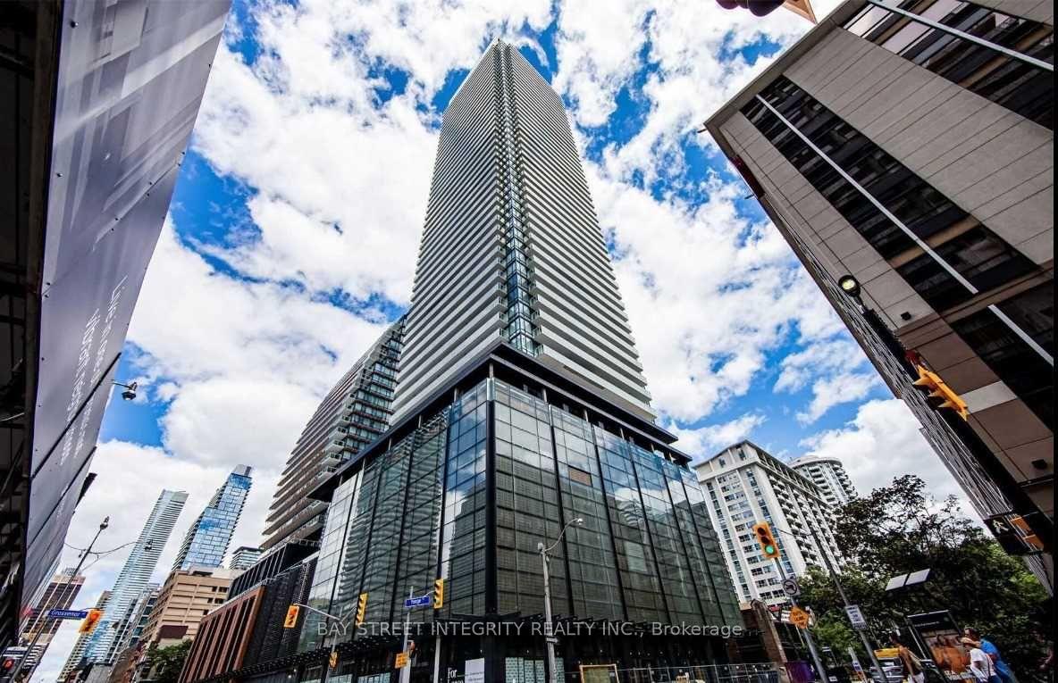501-yonge-street-toronto-ontario-c13470648