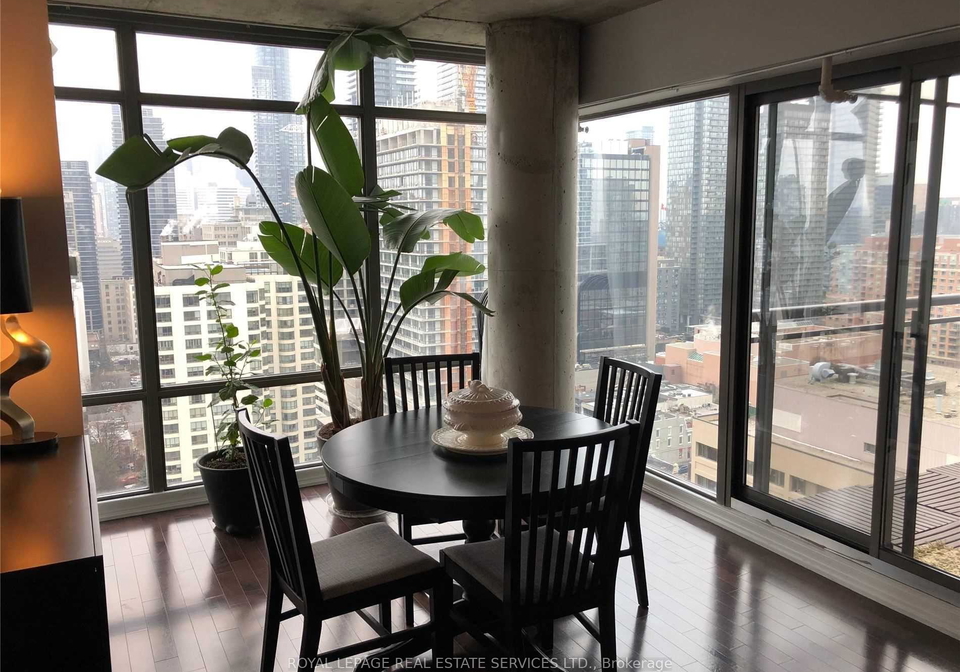 22-wellesley-street-e-toronto-ontario-c13470684