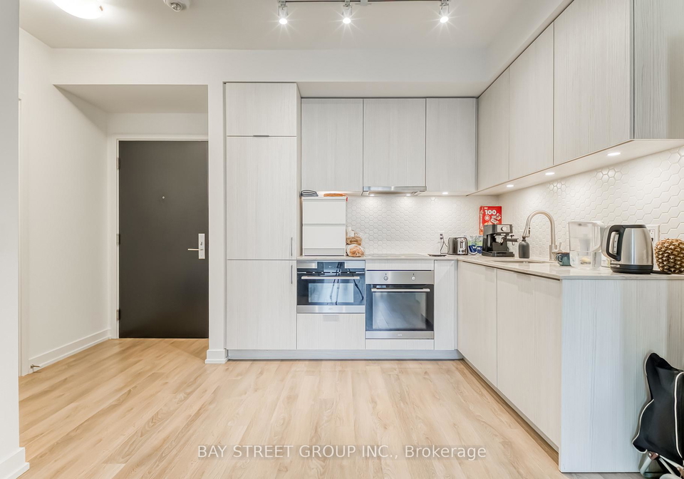 158-front-street-e-toronto-ontario-c13470886
