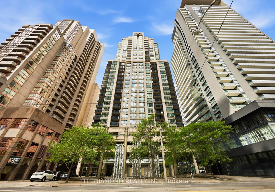 750-bay-street-toronto-ontario-c13471090