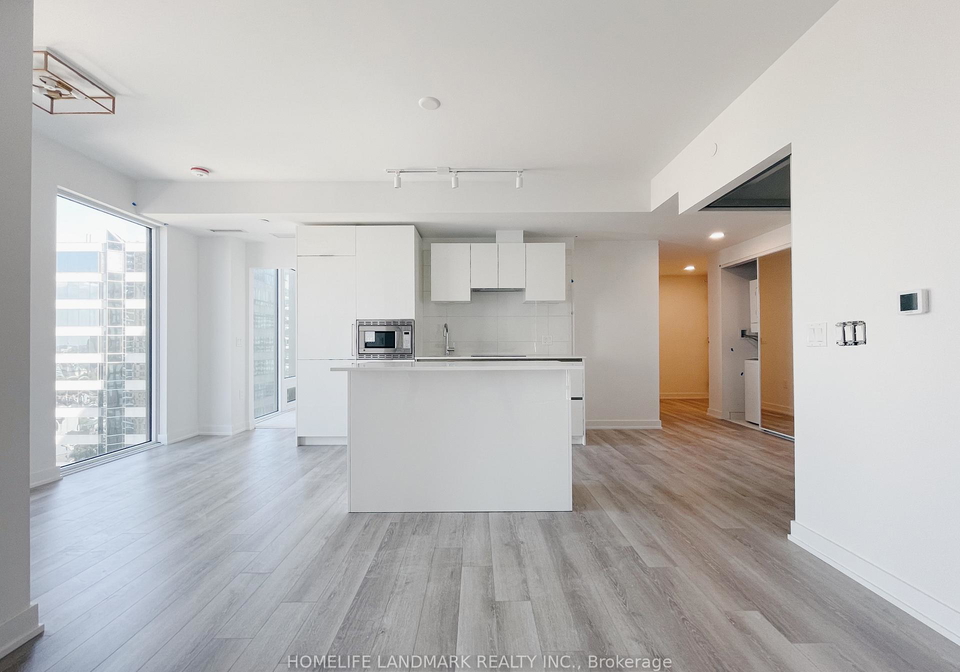 238-simcoe-street-toronto-ontario-c13471386
