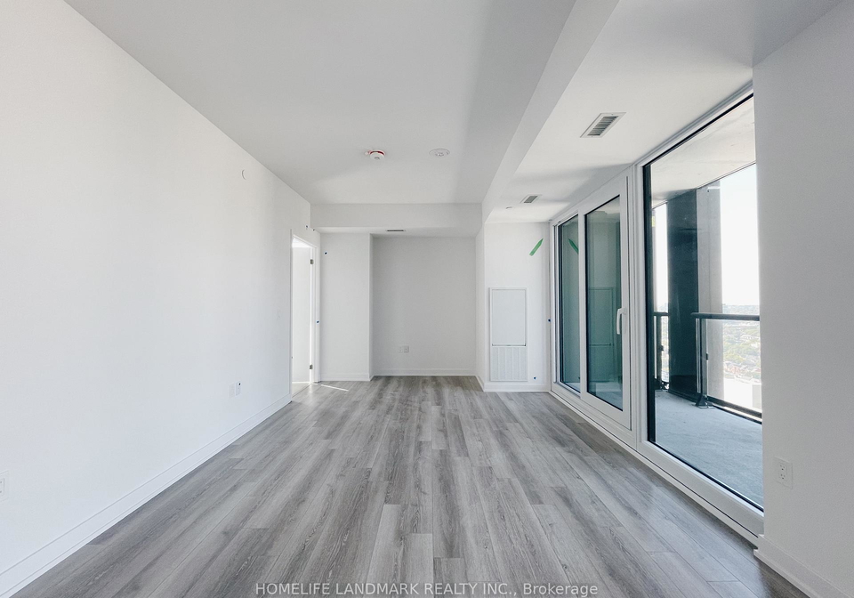 238-simcoe-street-toronto-ontario-c13471386