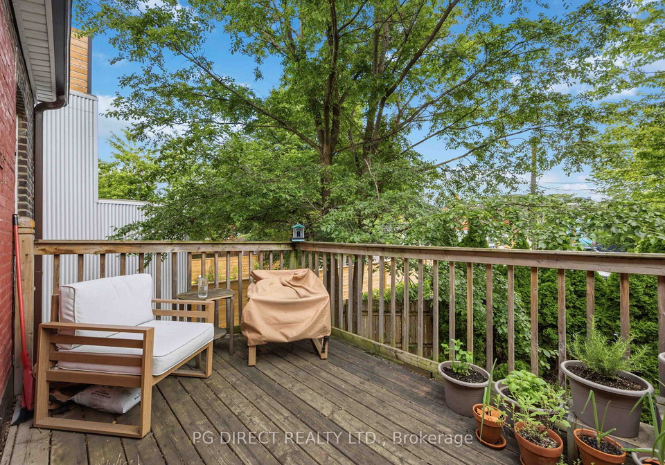 486-montrose-avenue-toronto-ontario-c13471464