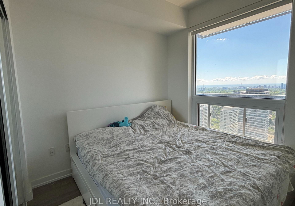 39-roehampton-avenue-toronto-ontario-c13471466