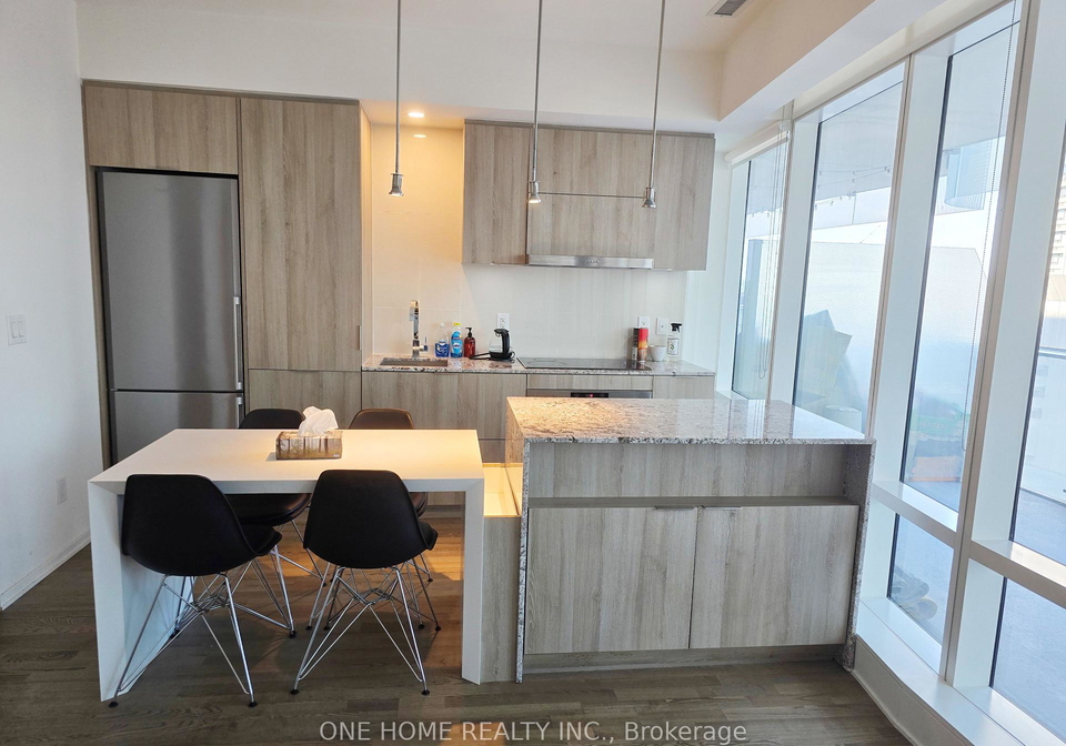 1-bloor-street-e-toronto-ontario-c13471474