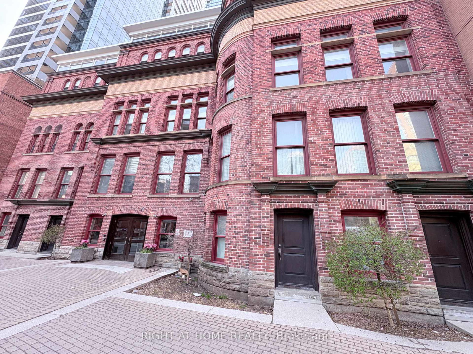 11-st-joseph-street-toronto-ontario-c13471594