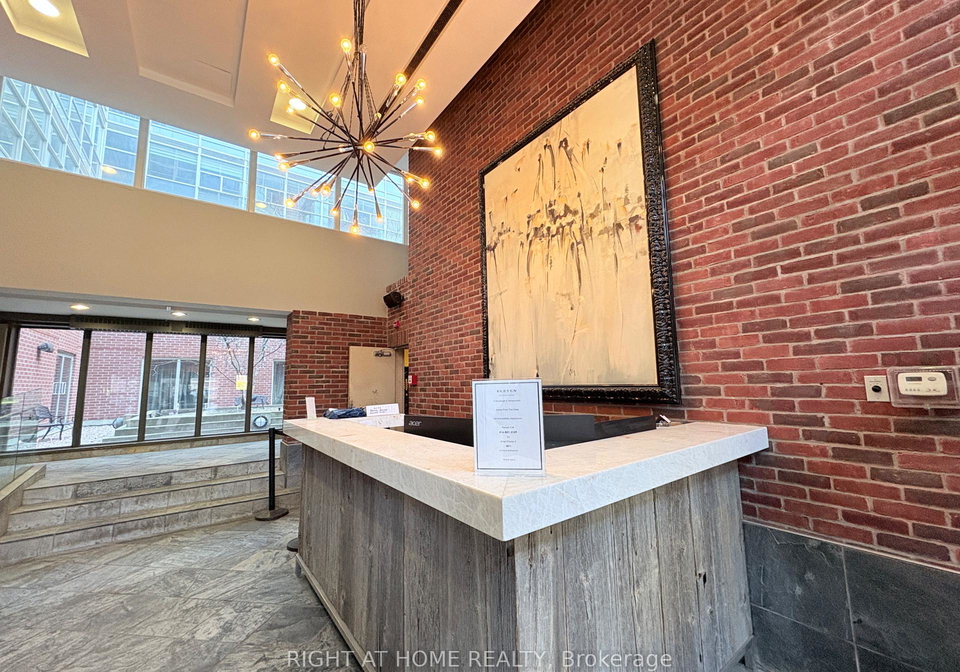 11-st-joseph-street-toronto-ontario-c13471594