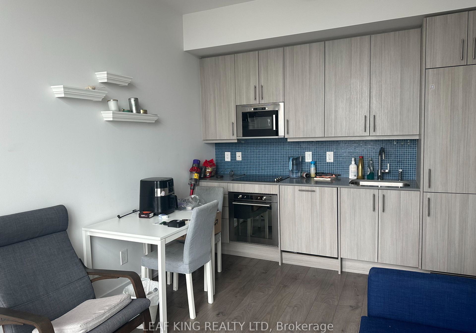 297-college-street-toronto-ontario-c13471642