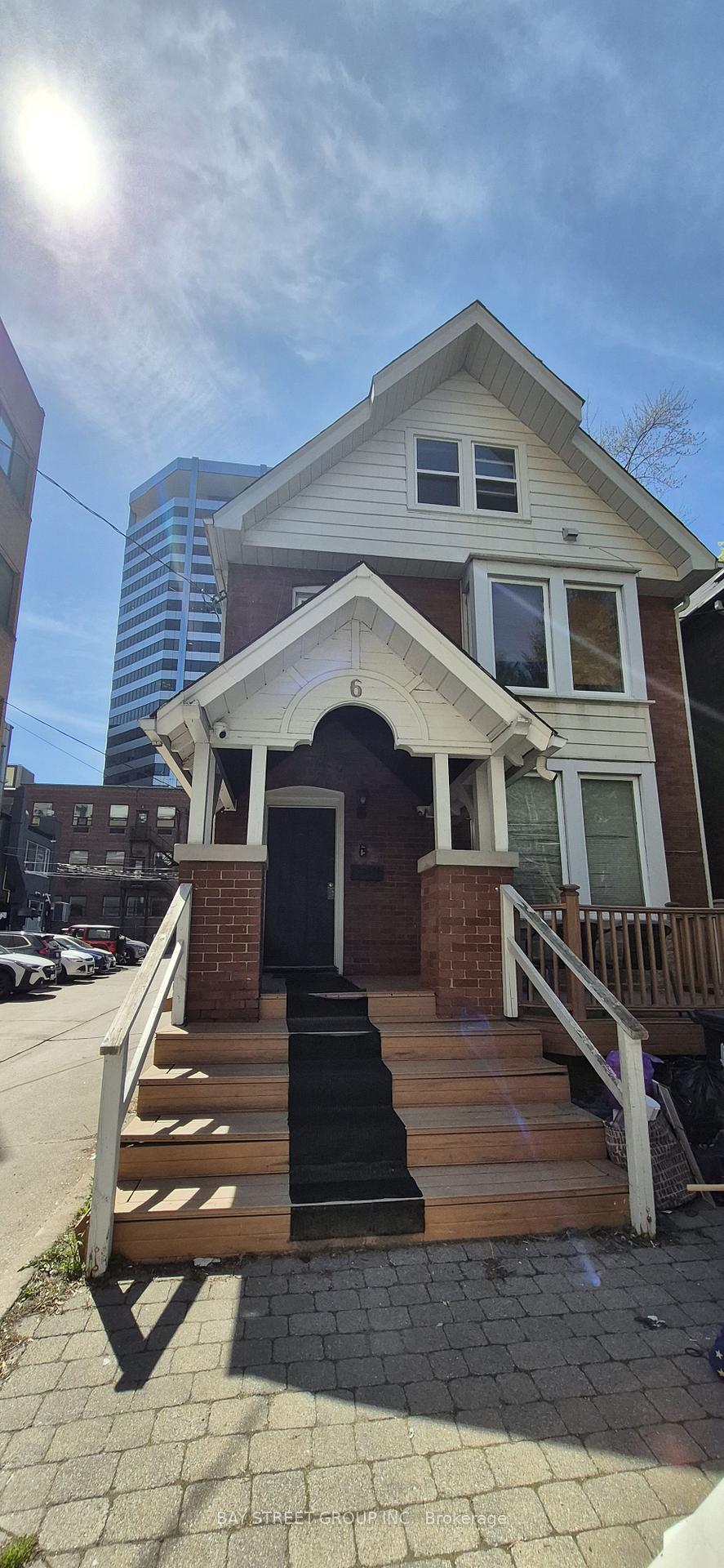 6-ferndale-avenue-toronto-ontario-c13471754