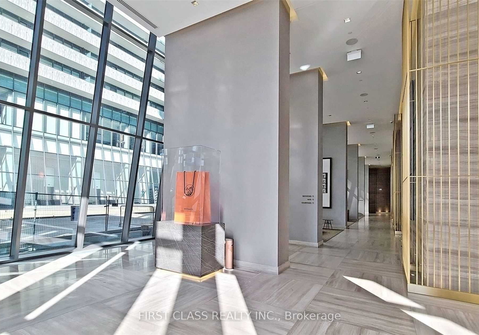 50-charles-street-e-toronto-ontario-c13471848