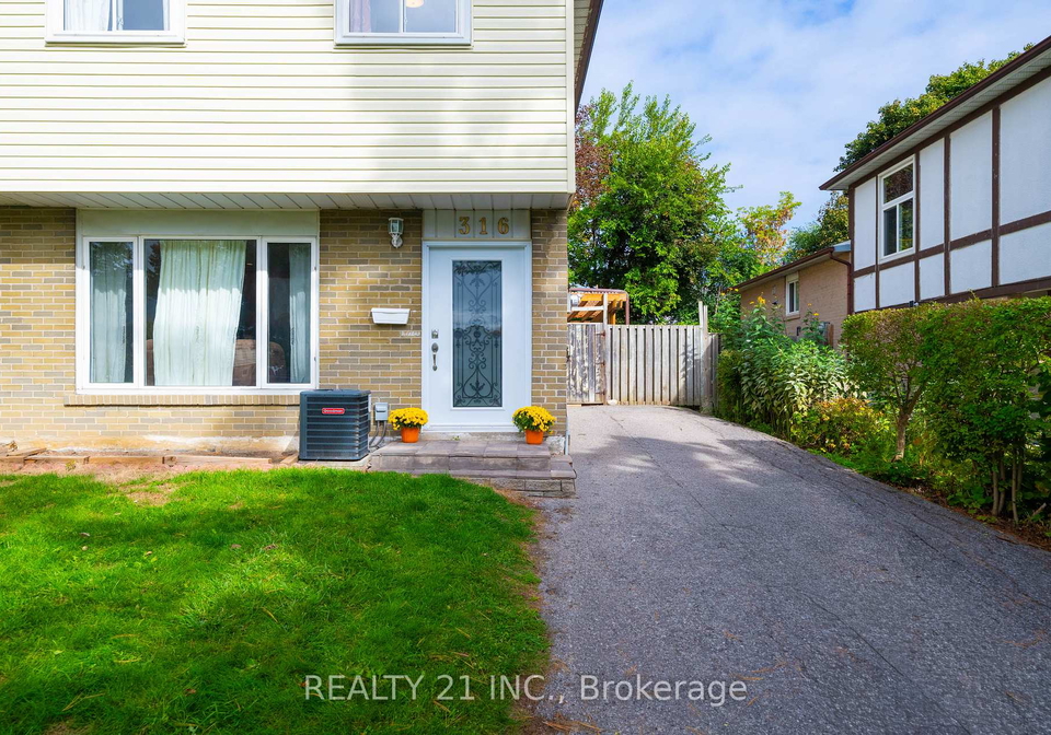316-hollyberry-trail-north-york-ontario-c13471912