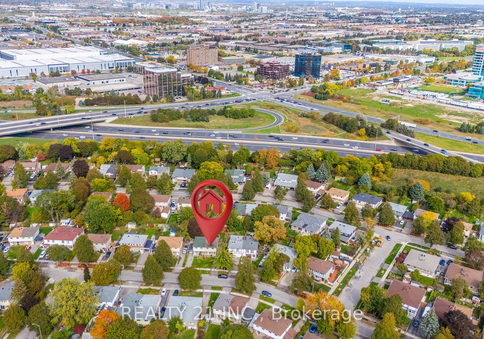 316-hollyberry-trail-north-york-ontario-c13471912