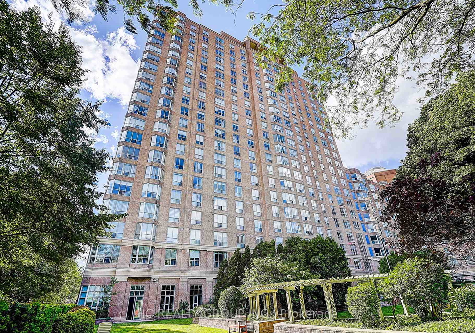 21-overlea-boulevard-east-york-ontario-c13472020
