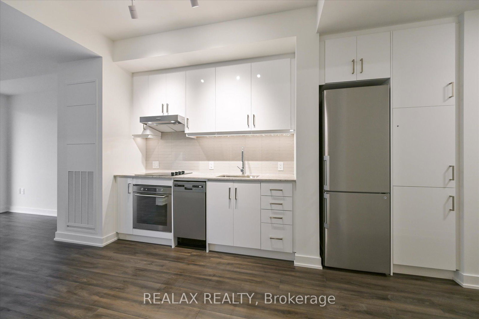 9-tecumseth-street-toronto-ontario-c13472200