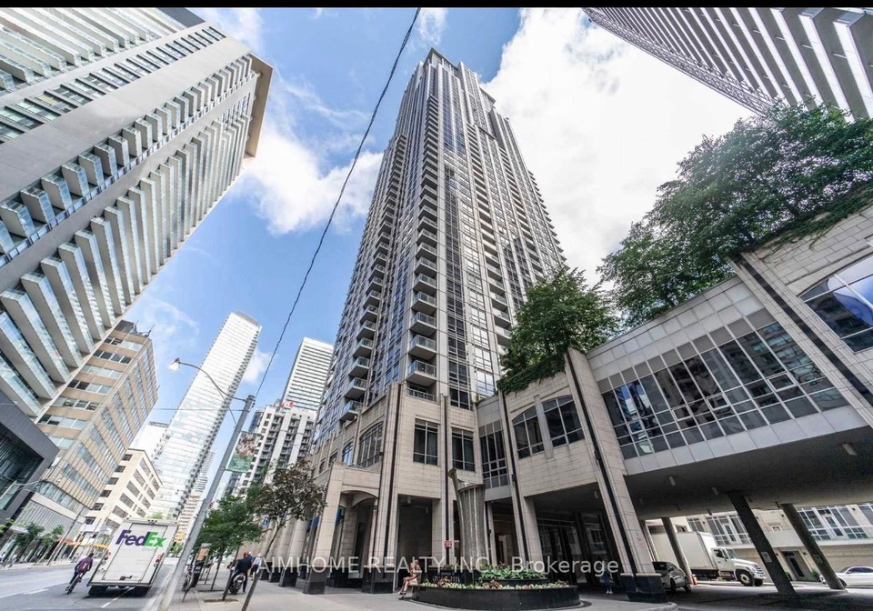 763-bay-street-toronto-ontario-c13472228
