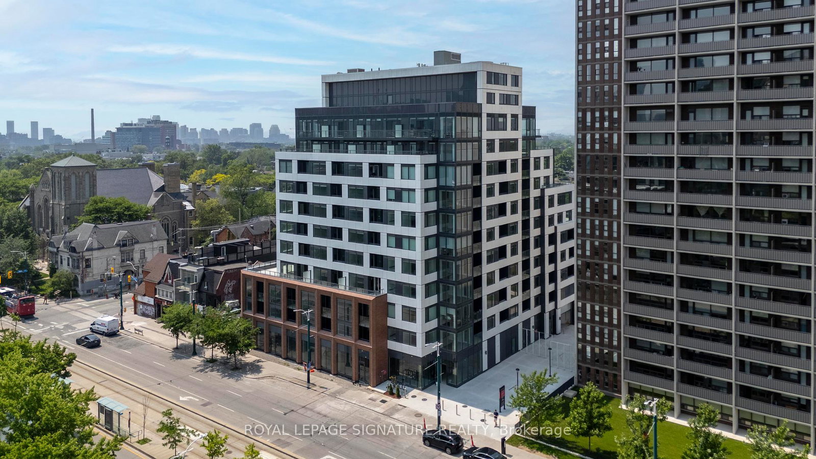 664-spadina-avenue-toronto-ontario-c13472272