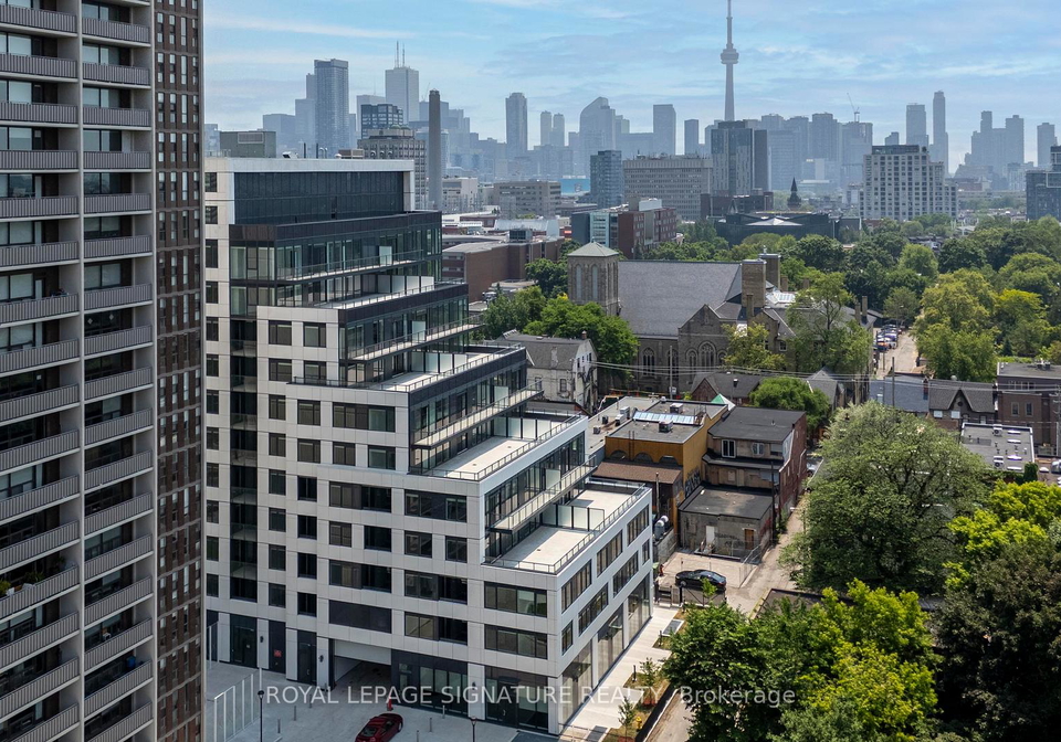 664-spadina-avenue-toronto-ontario-c13472272