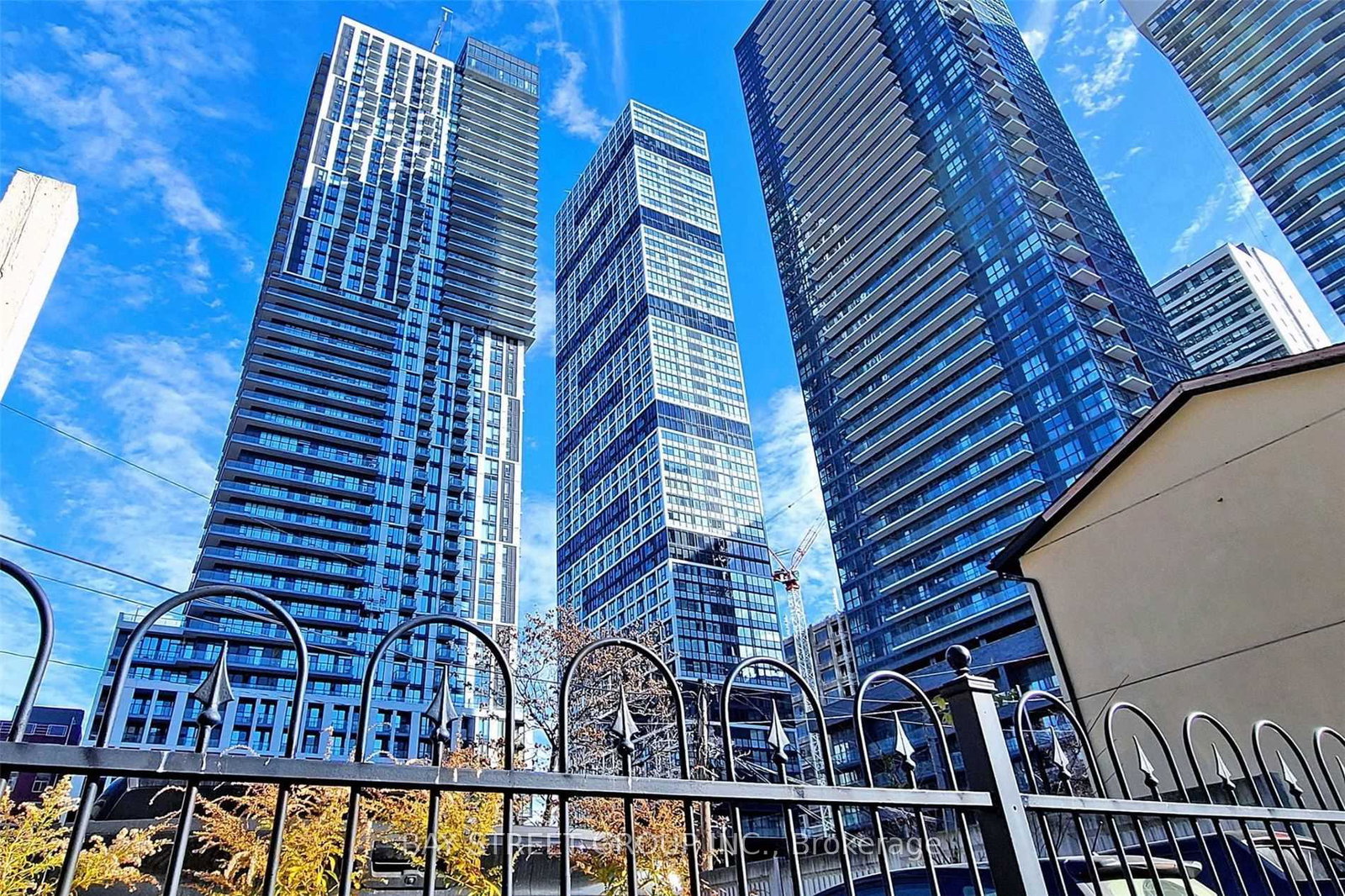181-dundas-street-e-toronto-ontario-c13472502