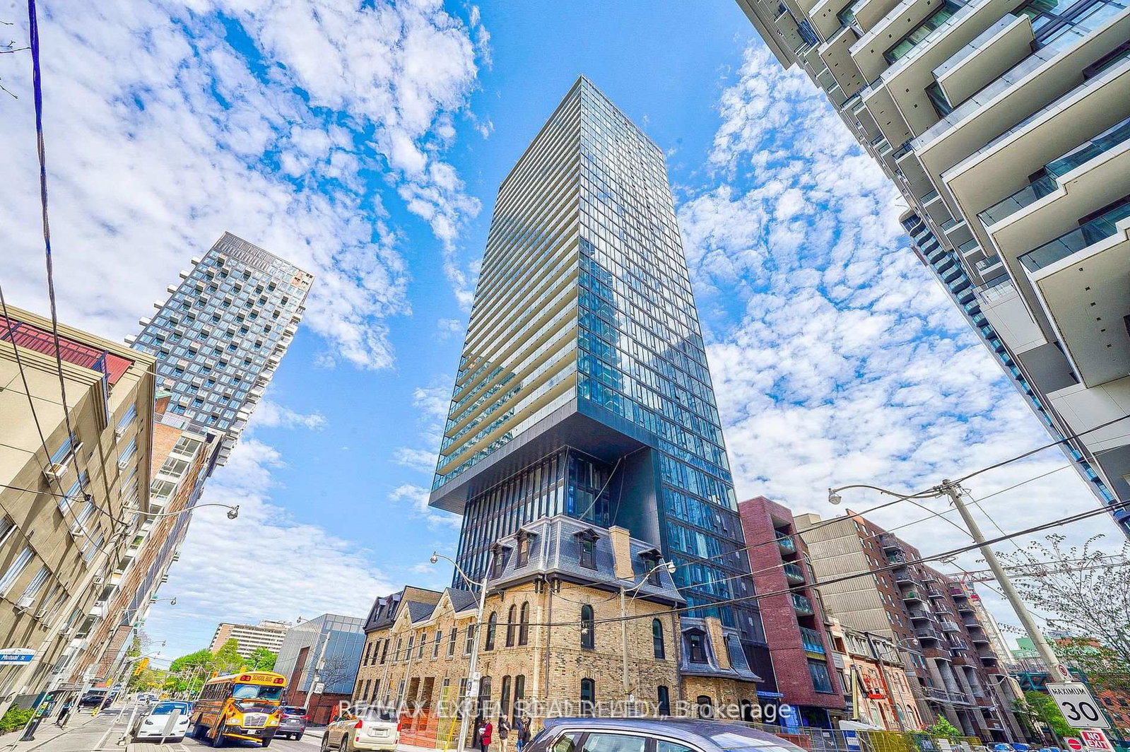 47-mutual-street-toronto-ontario-c13472594