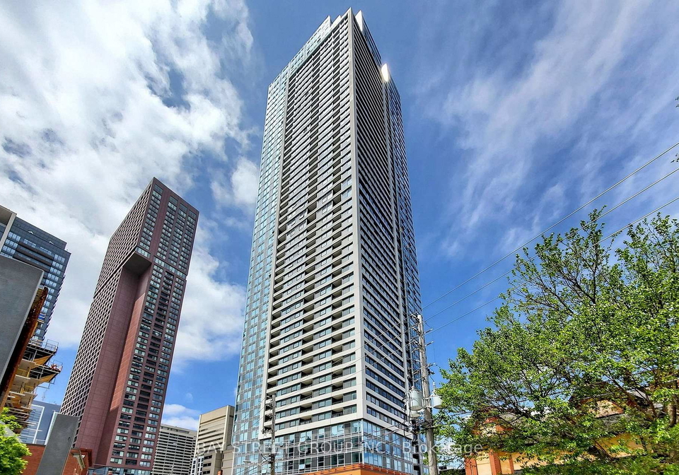 609-sherbourne-street-toronto-ontario-c13472616