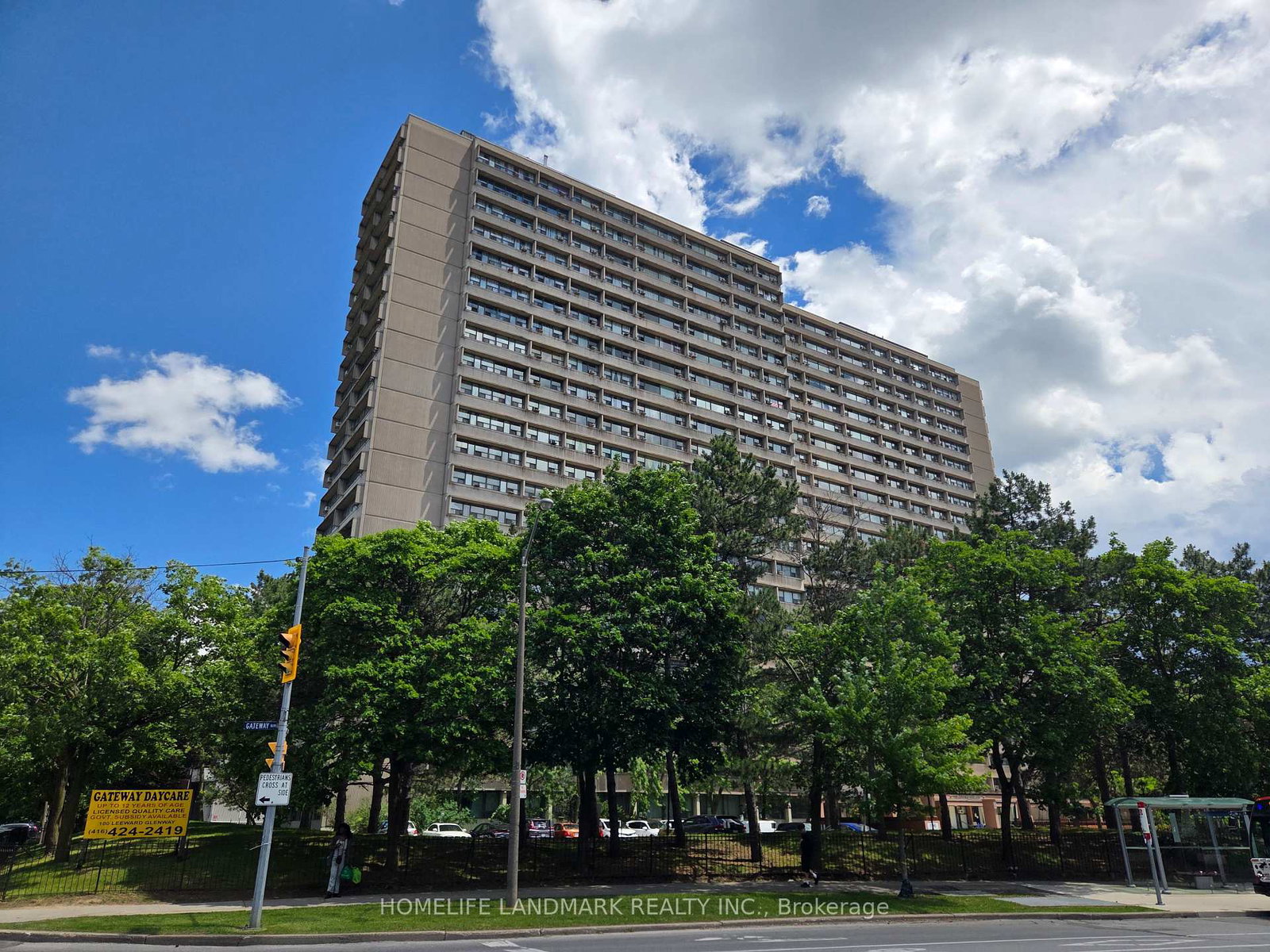 100-leeward-glenway-east-york-ontario-c13472670