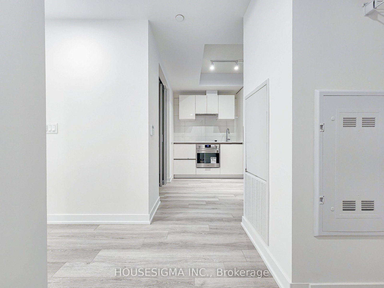 121-st-patrick-street-toronto-ontario-c13472702