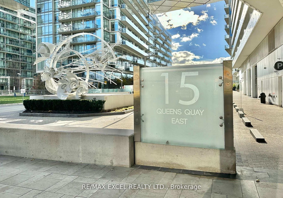 15-queens-quay-e-toronto-ontario-c13472834
