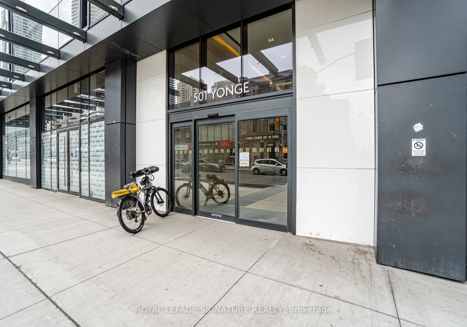 501-yonge-street-toronto-ontario-c13473144