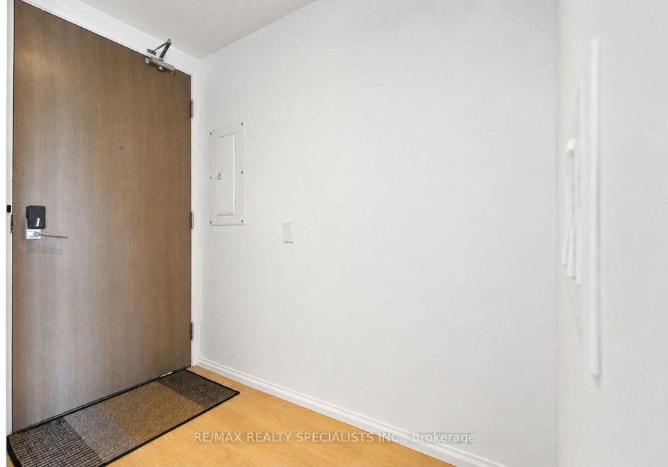 251-jarvis-street-toronto-ontario-c13473150