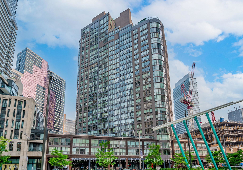 24-wellesley-street-w-toronto-ontario-c13473266