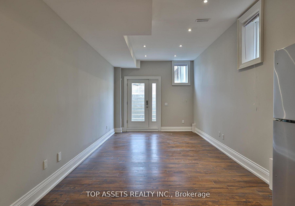 54-madawaska-avenue-north-york-ontario-c13473272