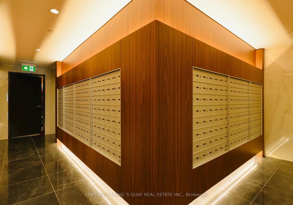 17-bathurst-street-toronto-ontario-c13473346