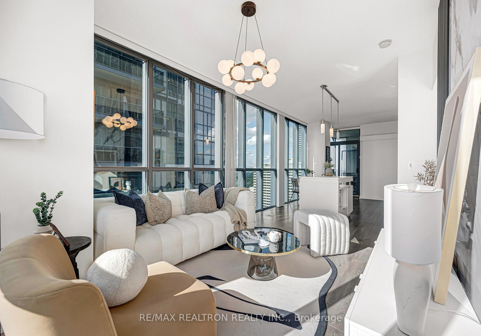110-charles-street-e-toronto-ontario-c13473994