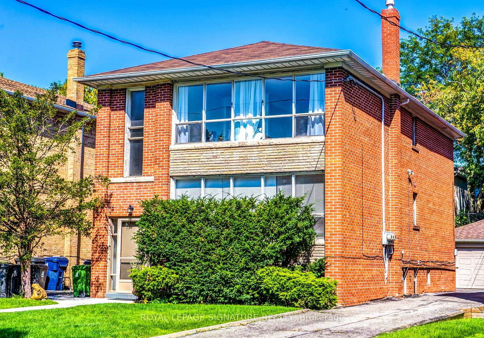 138-woburn-avenue-toronto-ontario-c13474084