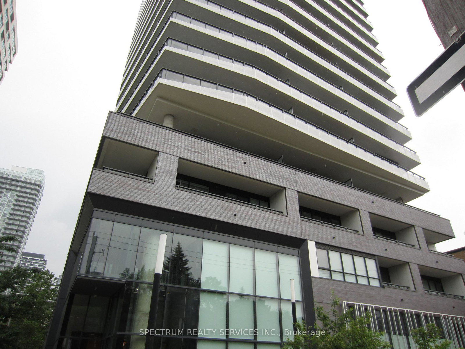 11-lillian-street-toronto-ontario-c13474424