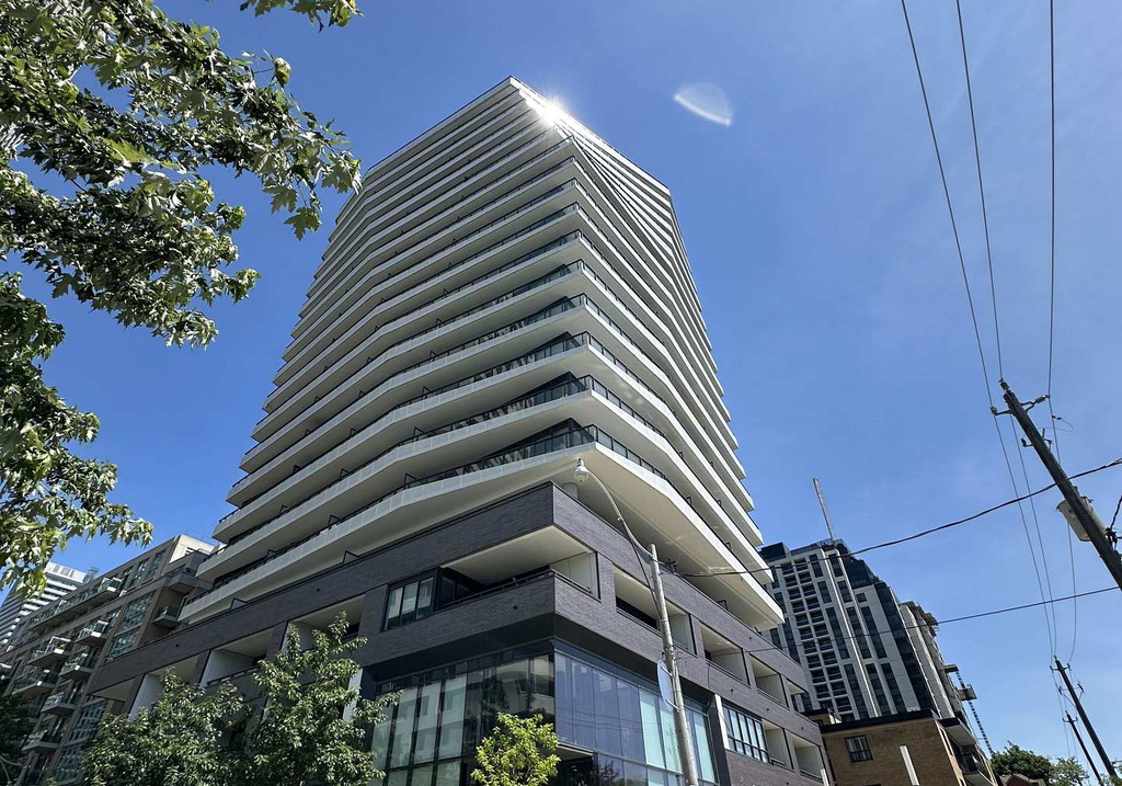 11-lillian-street-toronto-ontario-c13474424