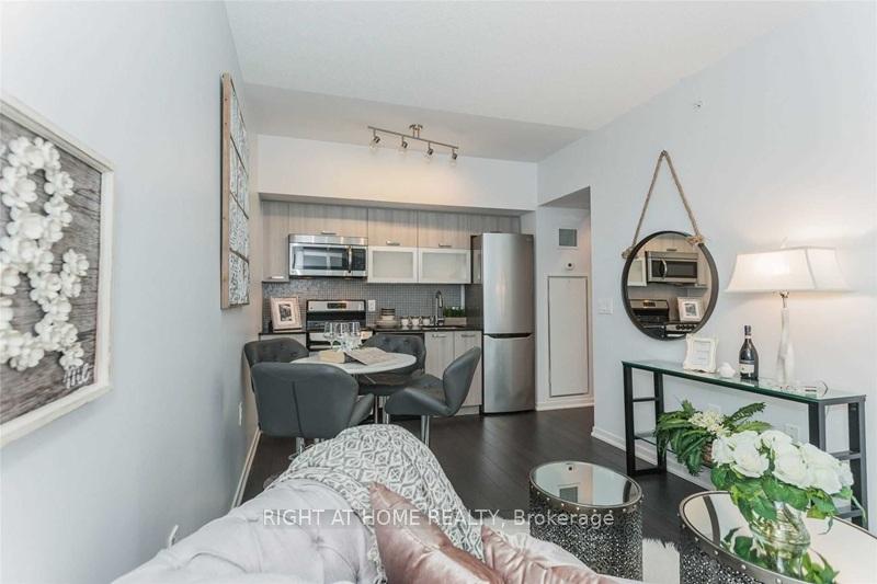 36-lisgar-street-toronto-ontario-c13474714