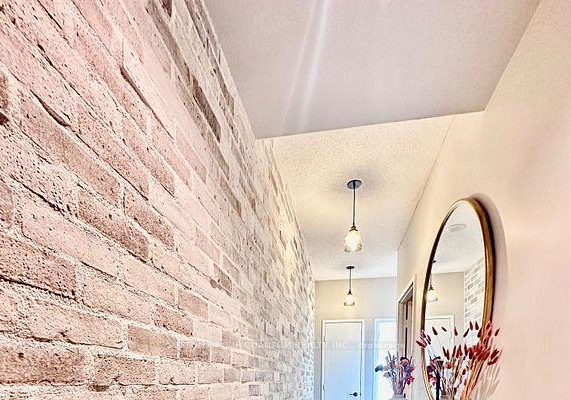 120-bayview-avenue-toronto-ontario-c13475024