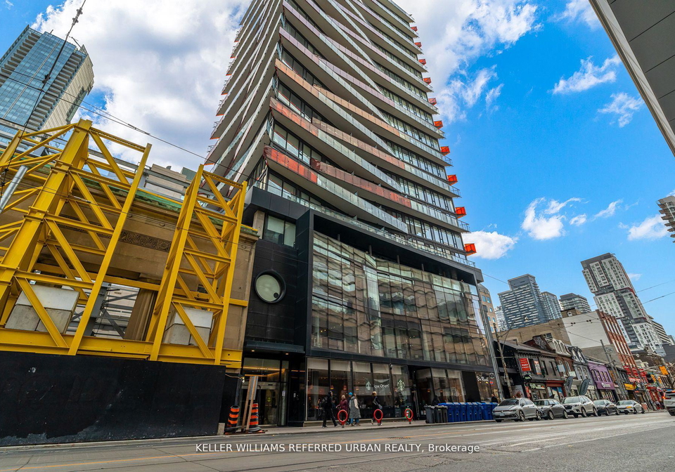 215-queen-street-w-toronto-ontario-c13475052