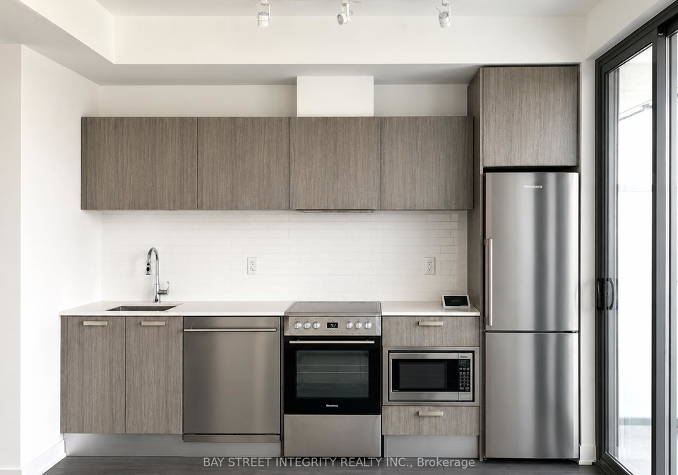 50-charles-street-e-toronto-ontario-c13475326