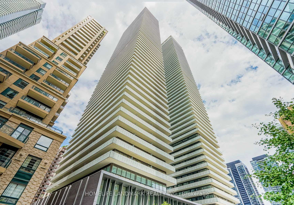 42-charles-street-e-toronto-ontario-c13475454