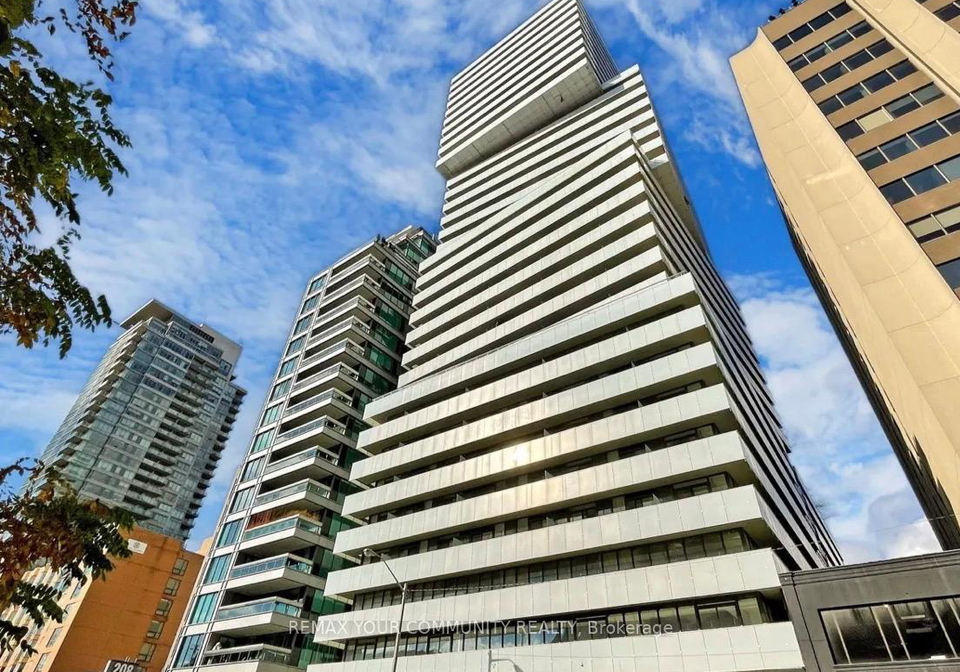 200-bloor-street-w-toronto-ontario-c13475458