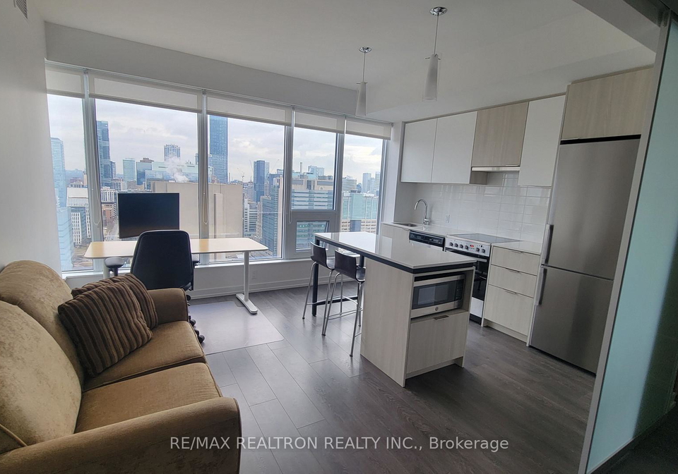 203-college-street-toronto-ontario-c13475918