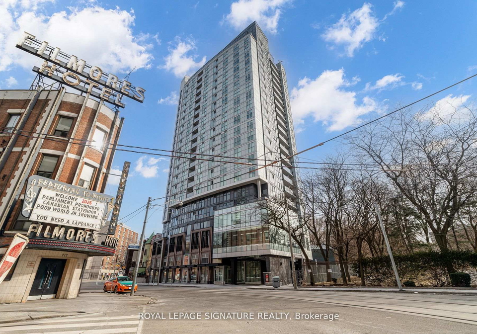 219-dundas-street-e-toronto-ontario-c13475932