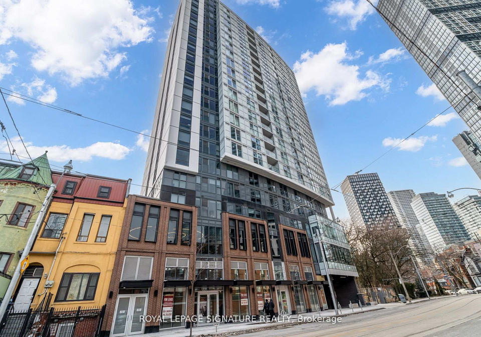 219-dundas-street-e-toronto-ontario-c13475932