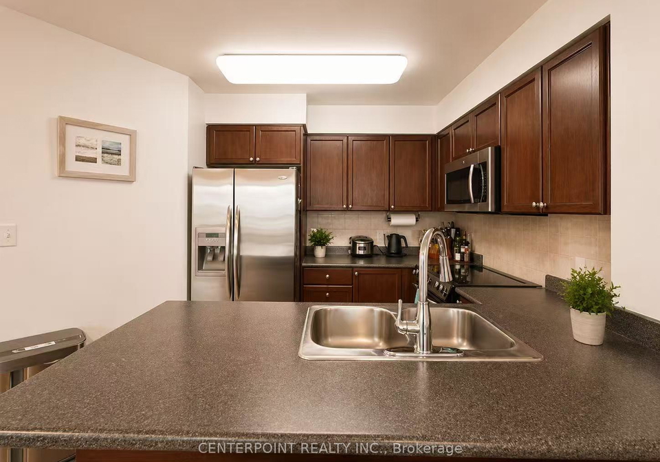 23-hollywood-avenue-north-york-ontario-c13476006